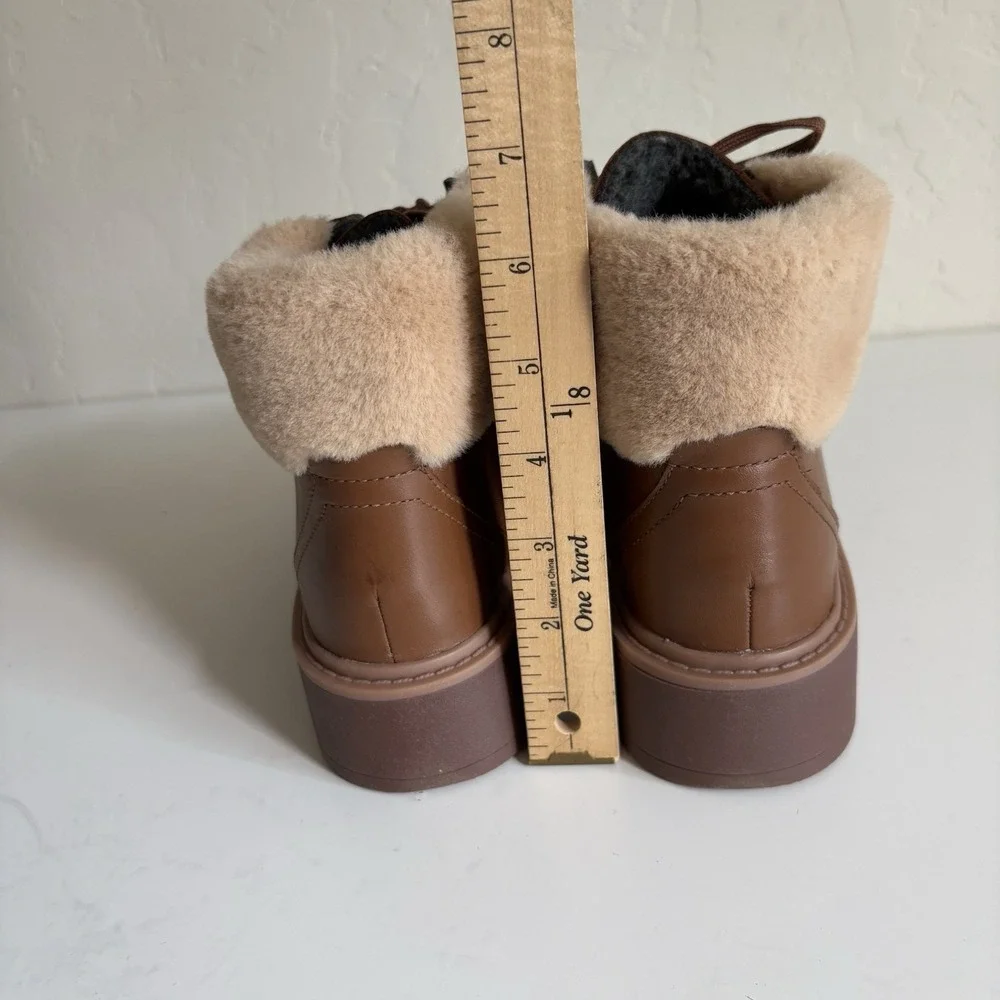 CLARK Leighly Lace Boot Women's Size 8M Brown Faux‎ Fur Trim Ankle Bootie NIB